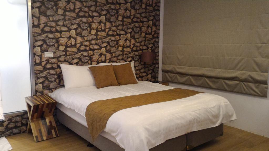 Eight View Hotel Luodong Exterior foto